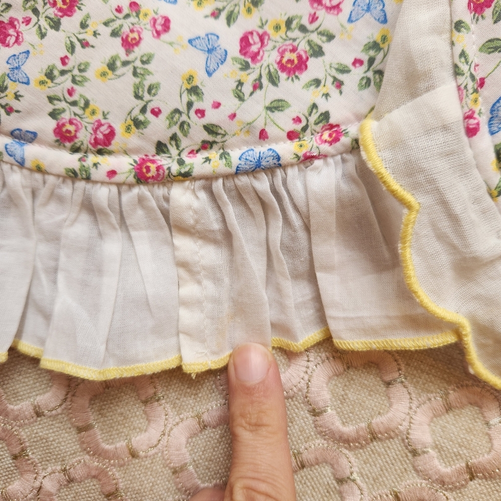 Eddy Misc. Placemat, Napkin and Pocket Square Samples in Yellow Floral - Picture 5 of 12